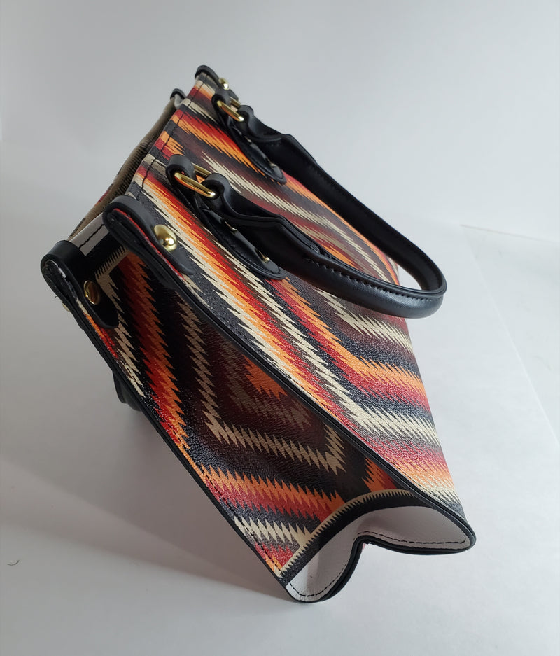 Navajo Rug Zigzag design purse/hand bag