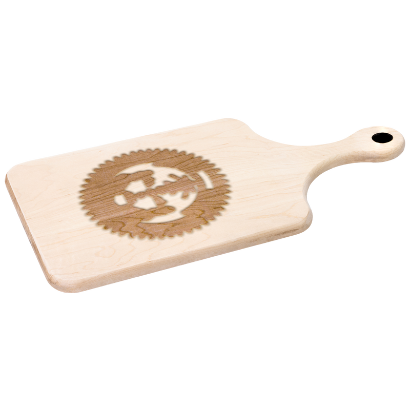 Dine_Seal_cutting_board_Light_Handle_V_Angle_Mockup.png